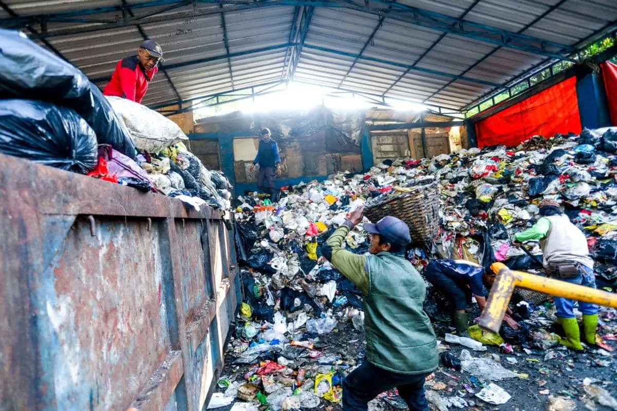 DLH Bandung Uji Ulang Insinerator, Siapkan Teknologi Pengolahan Sampah Baru