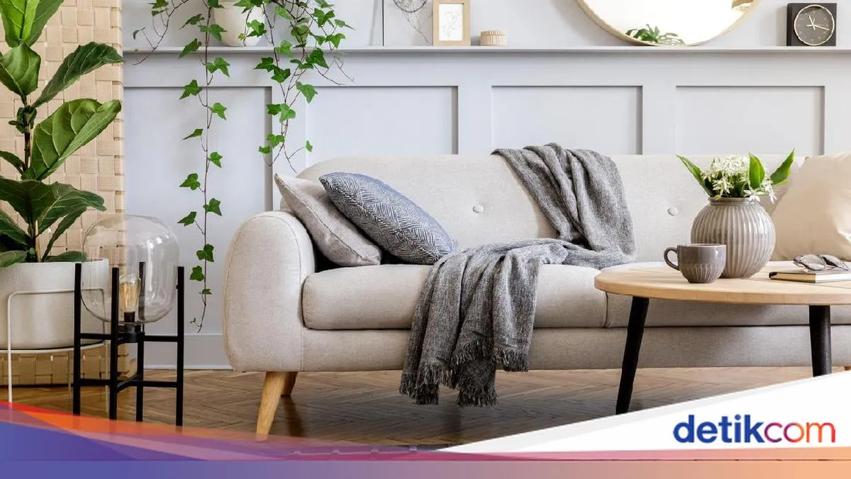 Ruang Tamu Elegan dengan Konsep Taman Indoor