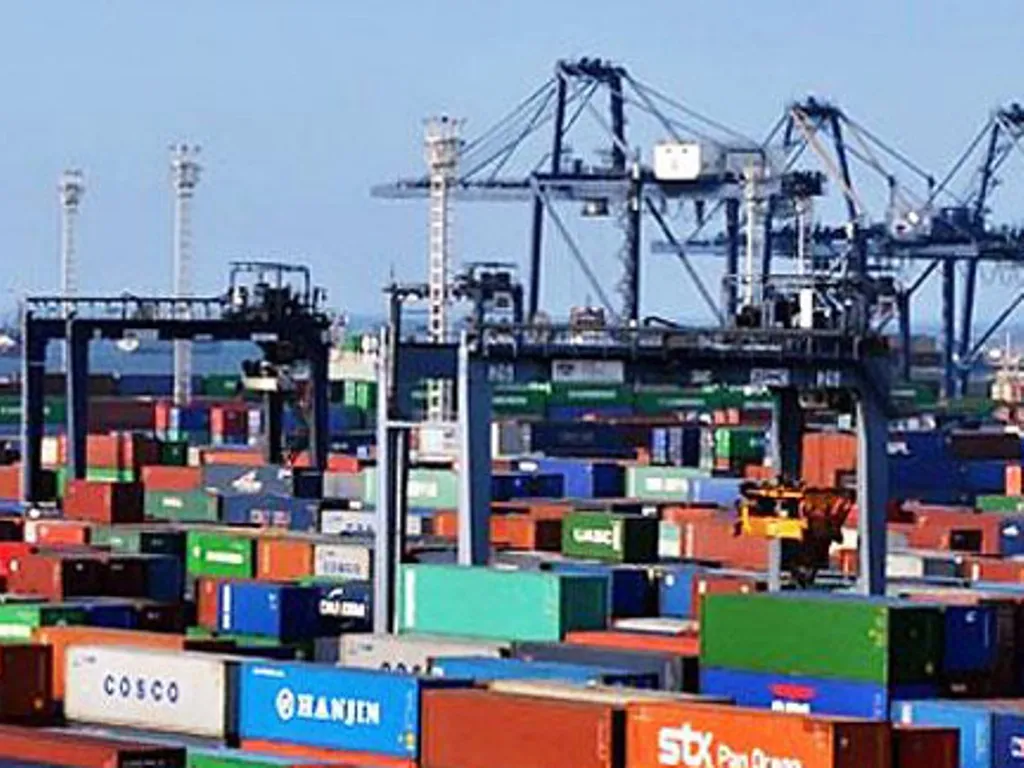 Defisit Perdagangan AS 2025 Capai Rekor USD1,24 Triliun