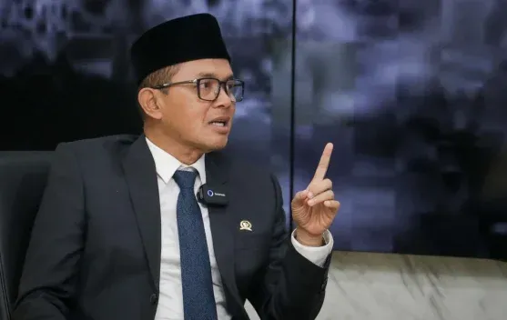 DPR Mendorong Pemerintah Buka Layanan Informasi Terpadu untuk Jemaah Umrah di Tengah Ketegangan Geopolitik