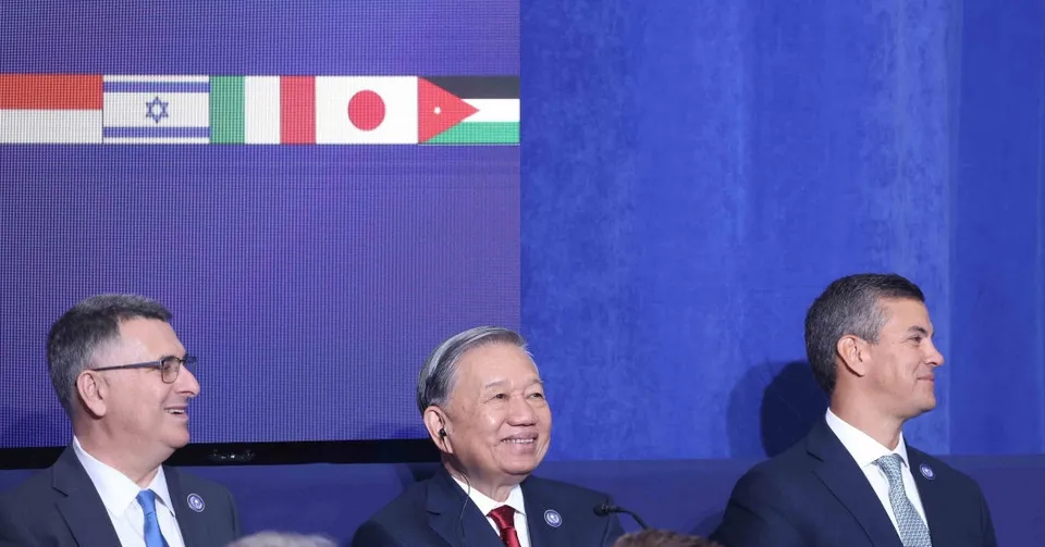 Sekretaris Jenderal To Lam Hadiri Pembukaan Dewan Perdamaian Gaza