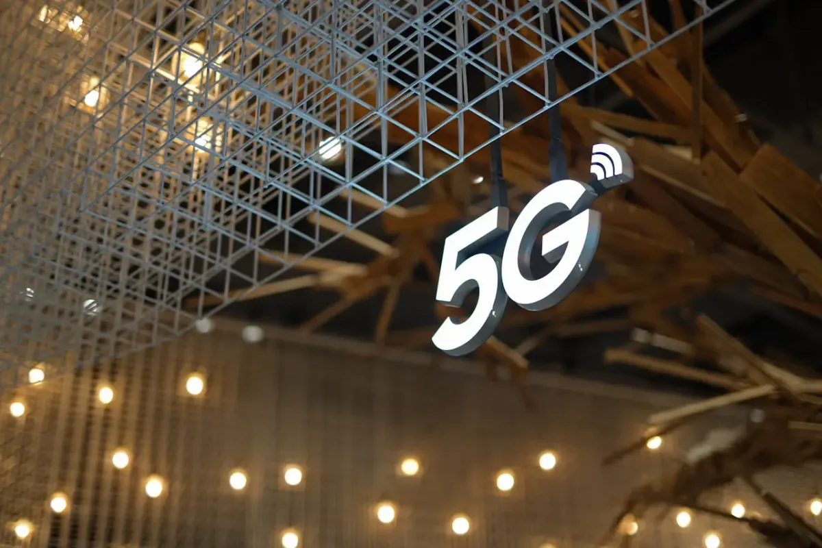 Mastel Dorong Pemerataan Jaringan 5G untuk Perkembangan AI di Indonesia