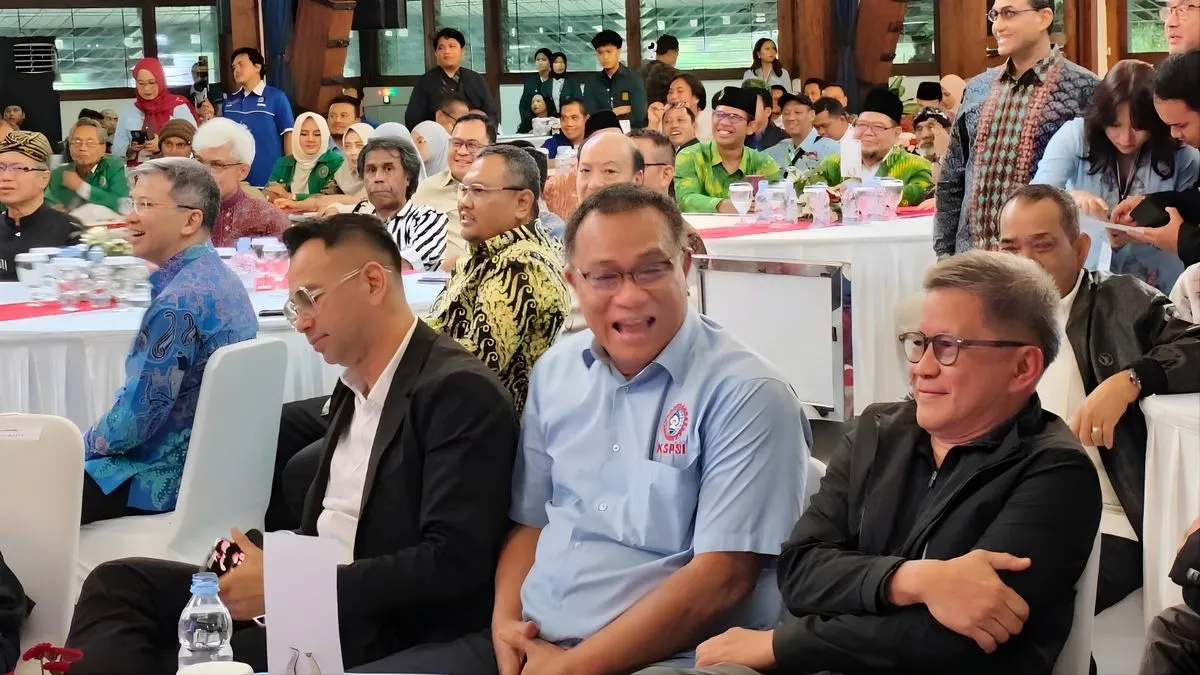 Rocky Gerung Tantang Akademisi Uji Konsep ‘Prabowonomics’ di ITB