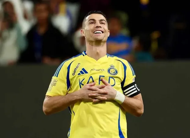 Cristiano Ronaldo Coba Puasa di Tengah Liga Arab Saudi