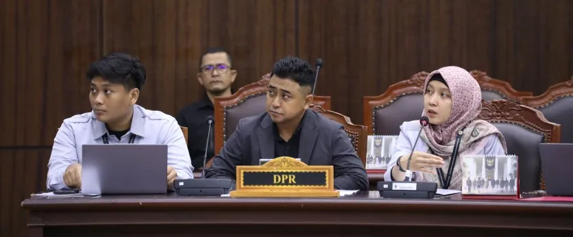 Sidang UU TNI Ditunda Akibat Keterlambatan Keterangan Ahli DPR