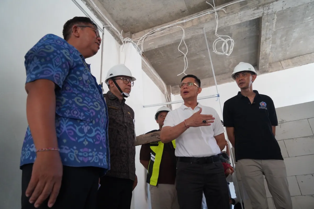 Satu Tahun Kepemimpinan Satria-Tjok: Fokus pada Pembangunan Berkualitas