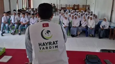 Hayrat Yardim Tawarkan Beasiswa Studi di Turki untuk Siswa MA Al Hikmah