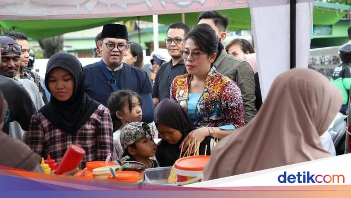 Pasar Juadah Mess Singkawang Menjadi Daya Tarik Wisata Religi