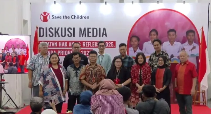 Krisis Ganda yang Menghadapi Anak-anak Indonesia: Tantangan Dunia Digital dan Perubahan Iklim