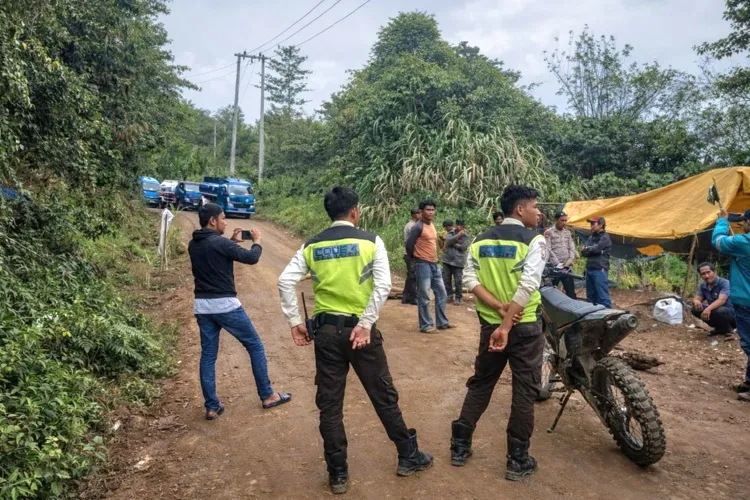 Pemuda Latimojong Desak Hentikan Pemalangan Jalan yang Ancaman Ekonomi Warga