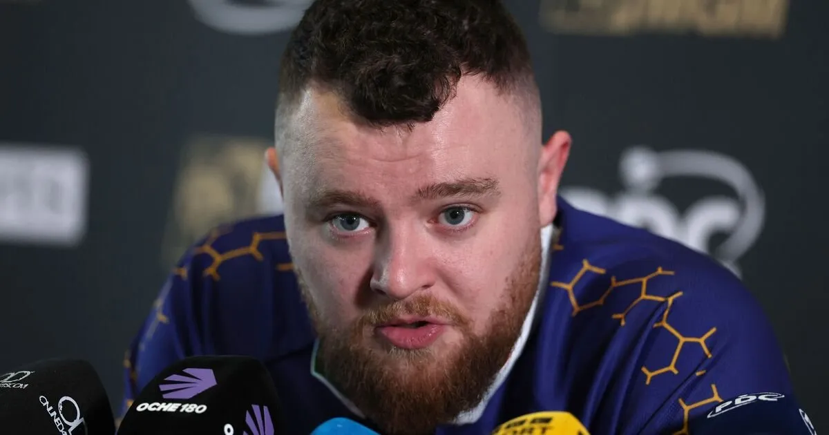 Rock Alami Masalah Cengkeraman Akibat Sabun Toilet Saat Liga Premier Darts