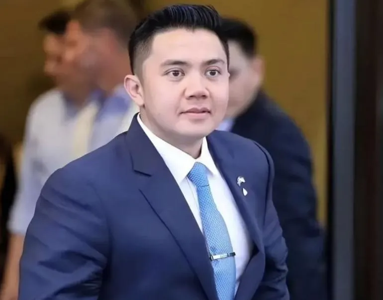 Transformasi Citra Istana: Gaya Komunikasi Seskab Teddy Lebih Humanis