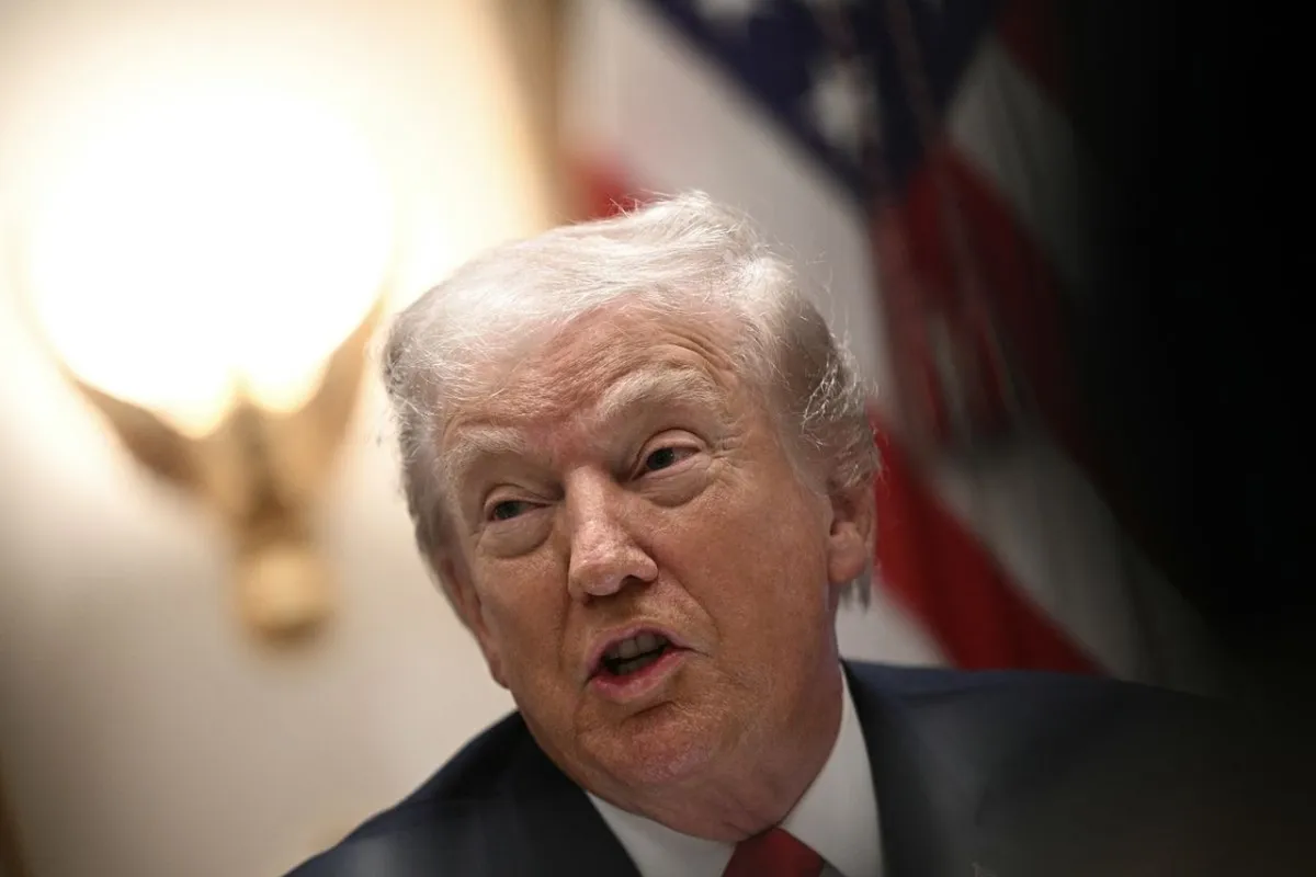 Trump Umumkan Tarif Global 10 Persen Pasca Pembatalan Kebijakan Tarif oleh Mahkamah Agung