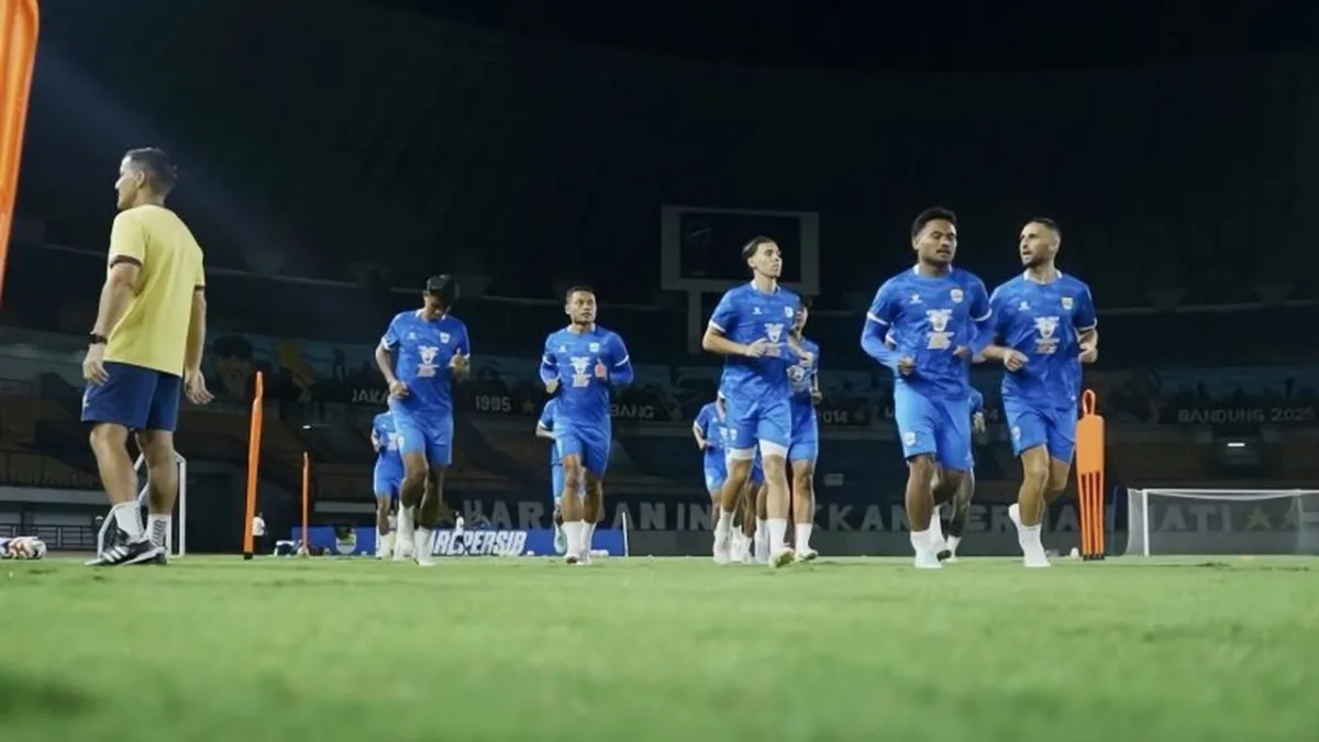 Persib Gelar Latihan Malam Ramadan untuk Jaga Kebugaran Pemain