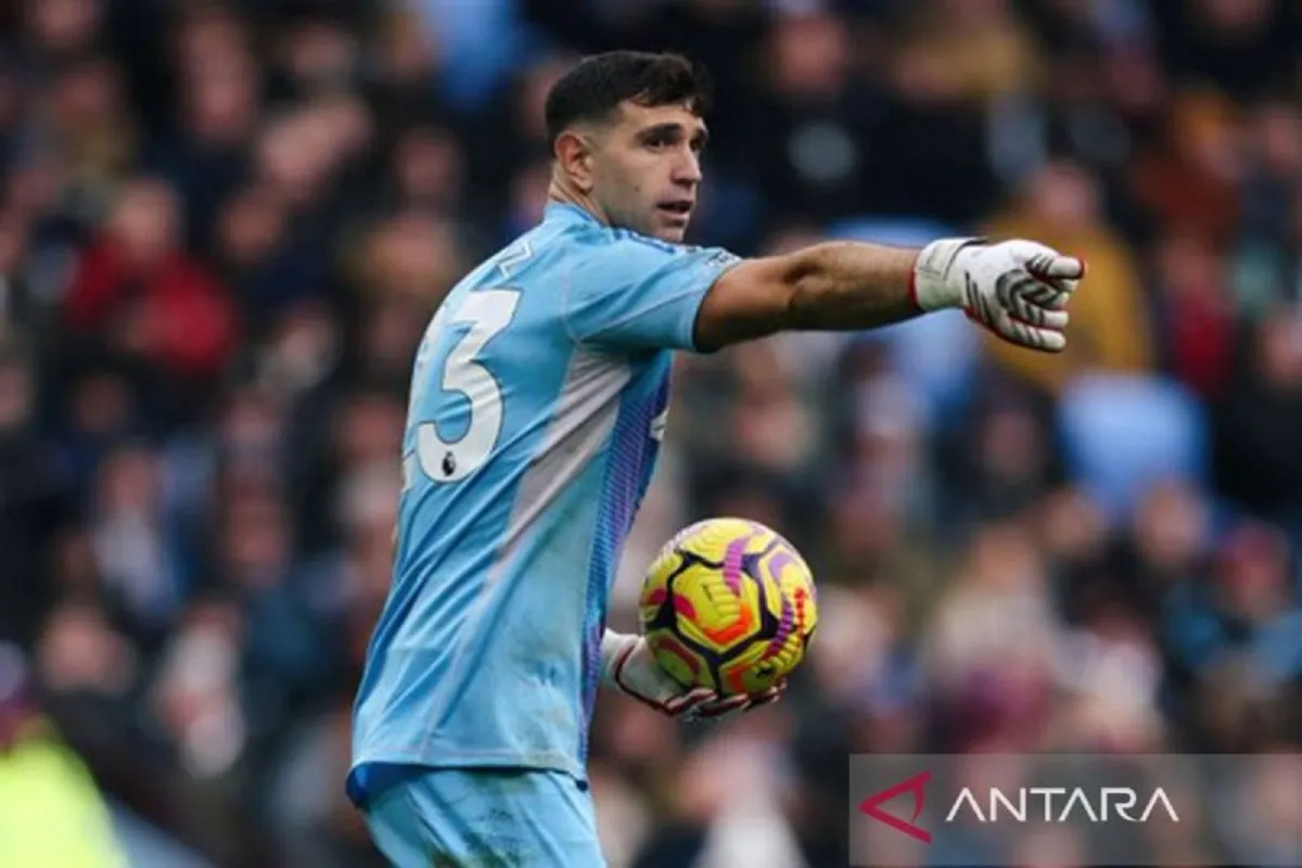 Aturan Baru Sepak Bola: Kiper Dihukum Tendangan Sudut Jika Terlalu Lama Pegang Bola