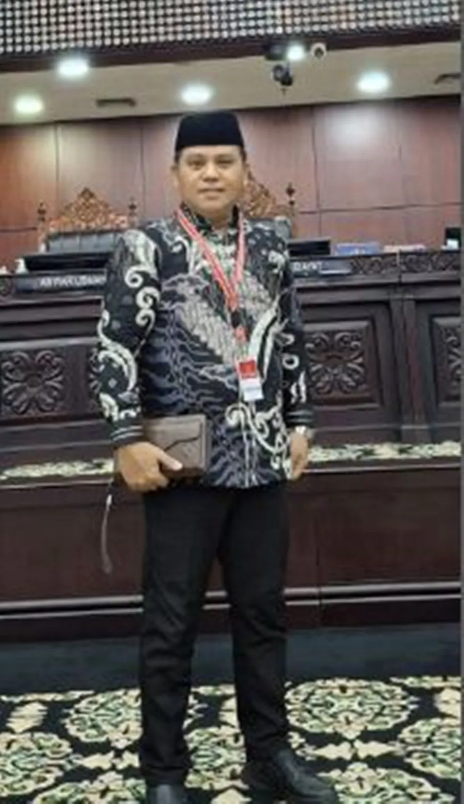 Pelantikan Anak Kandung di Tim Kerja Bupati: Isu Nepotisme dan Ujian Etika Publik