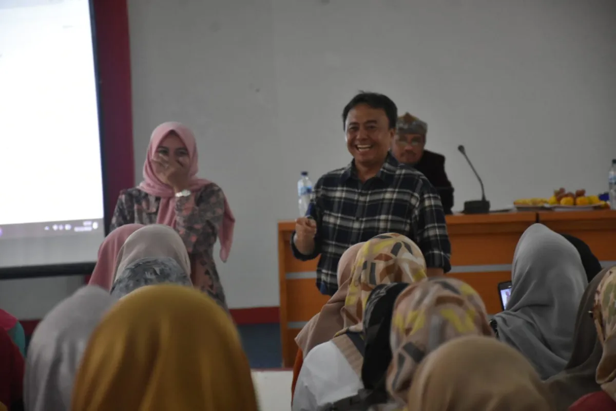 Pj. Bupati Sumedang Dorong Pemanfaatan Teknologi untuk Pemantauan Kesehatan Ibu Hamil