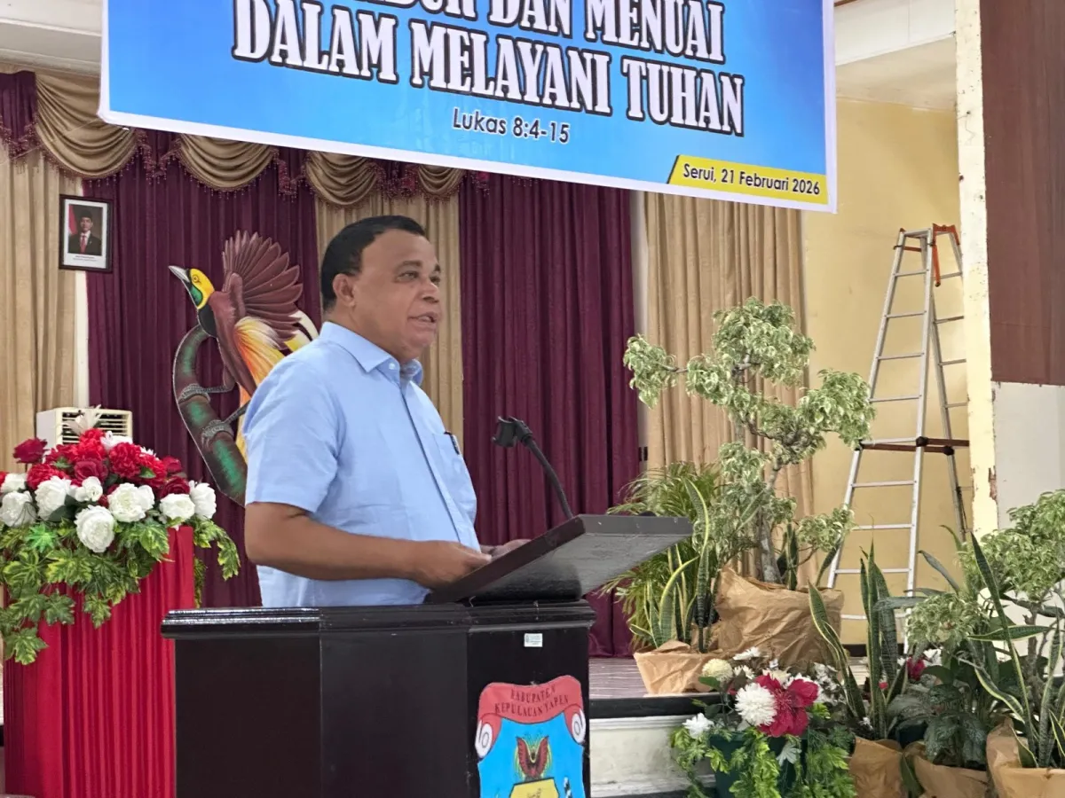 Bupati Arisoy Resmikan Raker PWKI untuk Sinergi Pelayanan Masyarakat