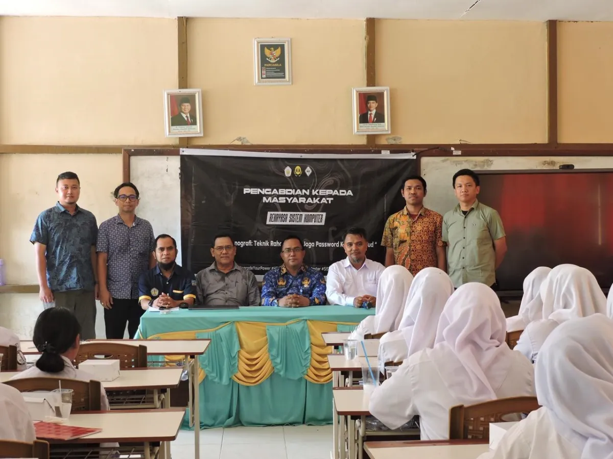 FMIPA Untan Edukasi Pelajar SMAN 1 Anjungan tentang Steganografi untuk Keamanan Data