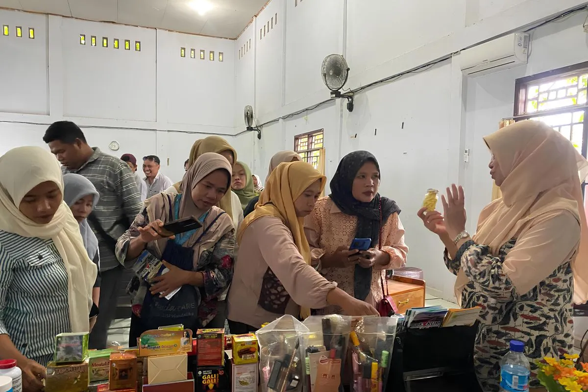 BBPOM Ungkap Facebook Jadi Saluran Utama Penjualan Produk Ilegal di Lombok