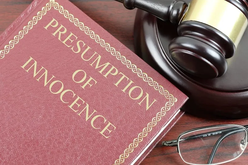 Praduga Tak Bersalah dan Stigma Sosial dalam Penegakan Hukum