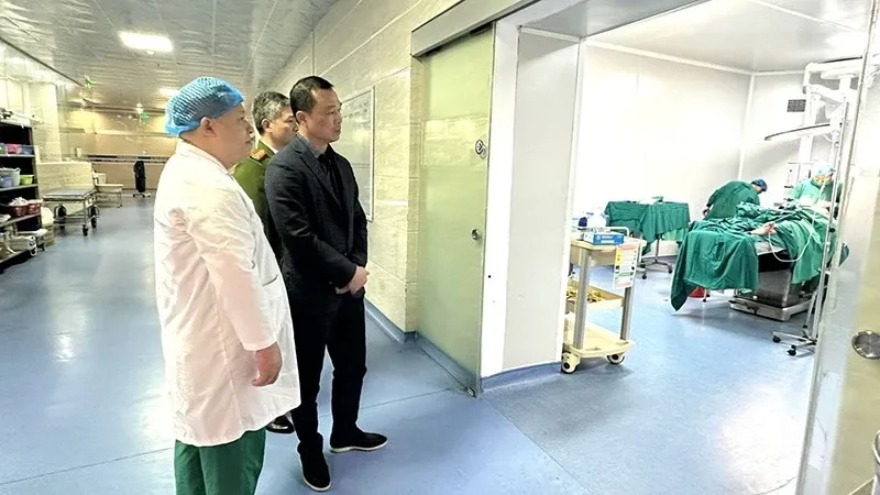 Penyelamatan Korban Ledakan di Thanh Hoa Terus Dilakukan