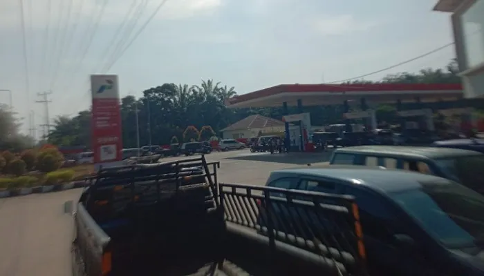 SPBU Tambang Baru Kembali Beroperasi, Pelangsir BBM Kembali Memadati