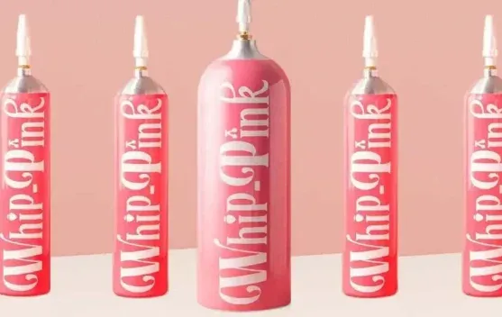 Tren Whip Pink: Hiburan Berisiko dengan Gas Tertawa