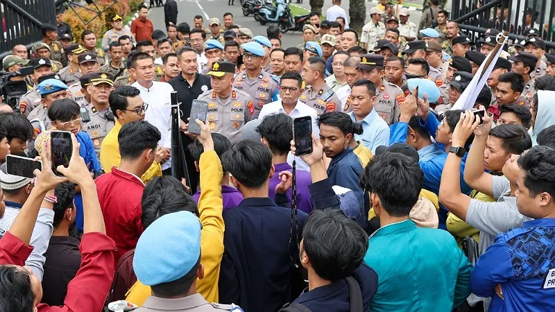 Gubernur Andra Ajak Mahasiswa Terlibat Dalam Perencanaan Pembangunan Banten