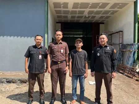Pelaku Pencurian Laptop di Sidoarjo Dihukum Kerja Sosial Lewat Restorative Justice