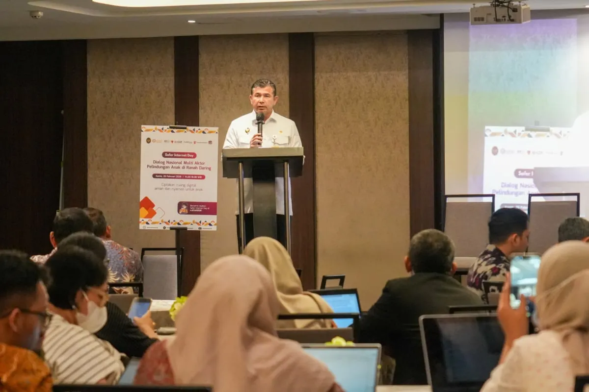 Kemenko Polkam Dorong Penguatan Sistem Pelindungan Anak di Ruang Digital pada Safer Internet Day 2026