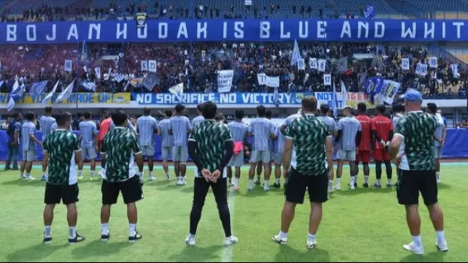 Pelatih Timnas John Herdman Soroti Konsistensi Persib Bandung