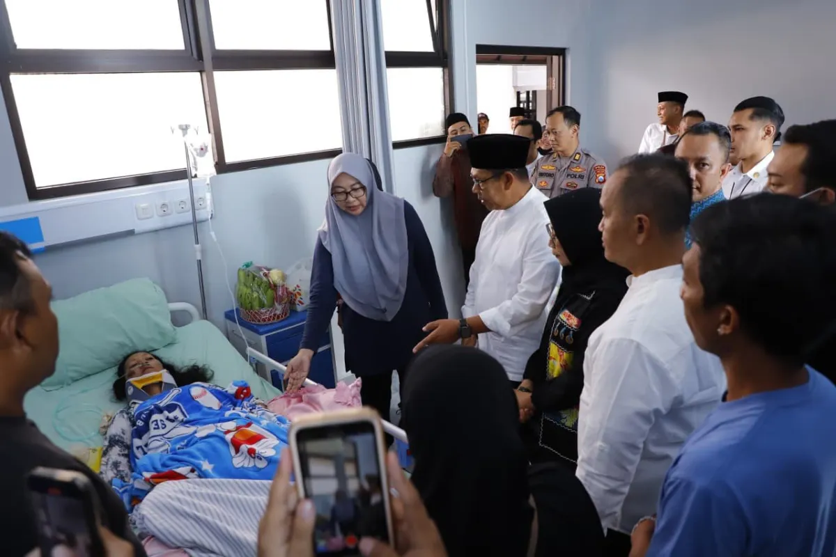 Wali Kota Batu Melayat Ojol Tewas dalam Kecelakaan di Jalan Pattimura