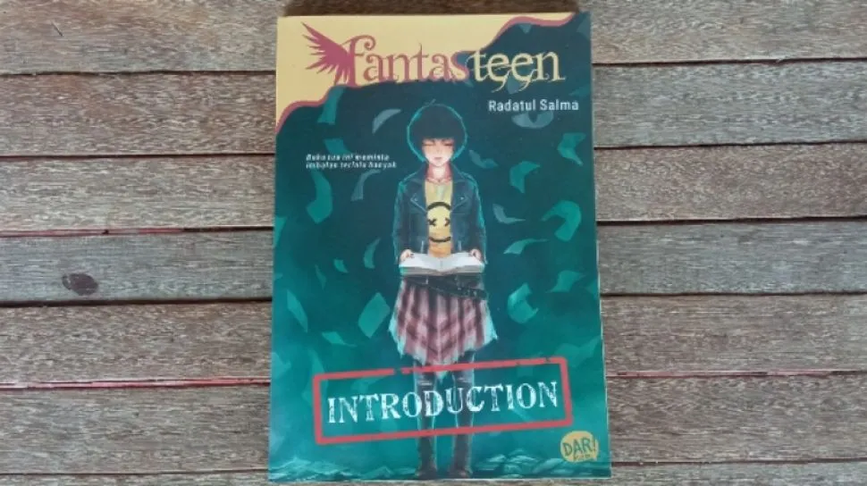 Menghadapi Tantangan Sebagai Publik Figur: Renungan dari Novel 'Introduction'