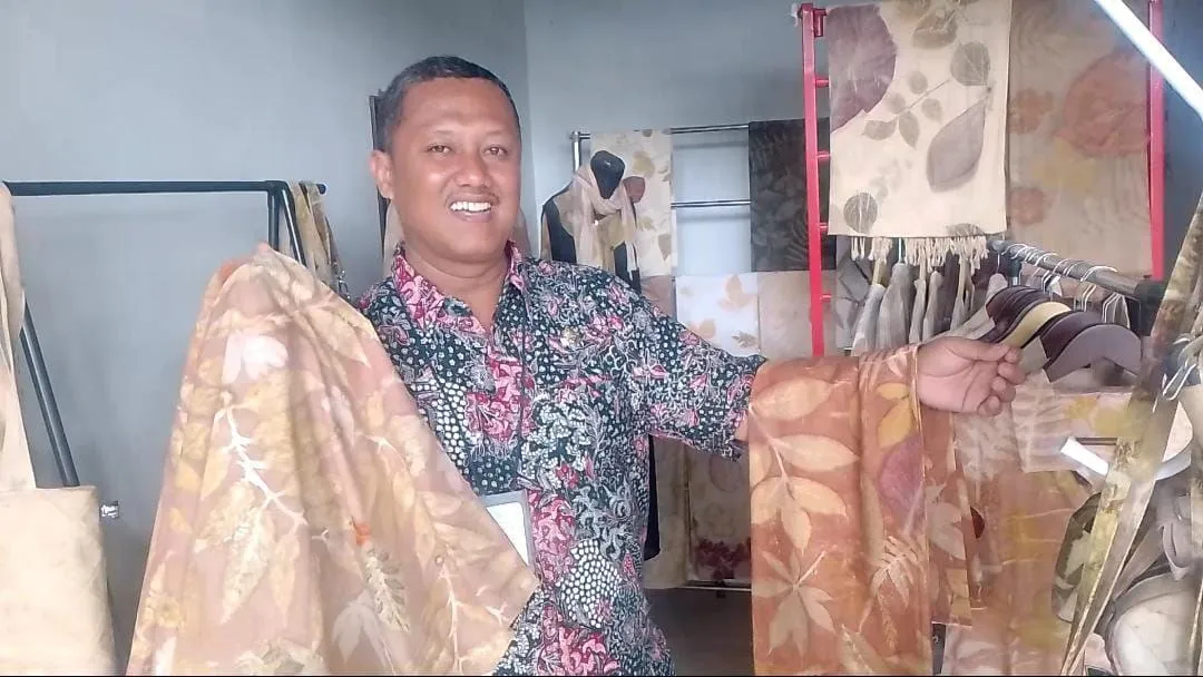 IKM Ryoshanty Ecoprint Juwana: Inovasi Batik Berbasis Alam dan Kreativitas