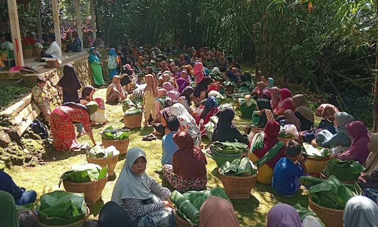 Tradisi Nyadran di Banjarnegara: Seribu Tumpeng untuk Merayakan Kebersamaan Jelang Ramadan