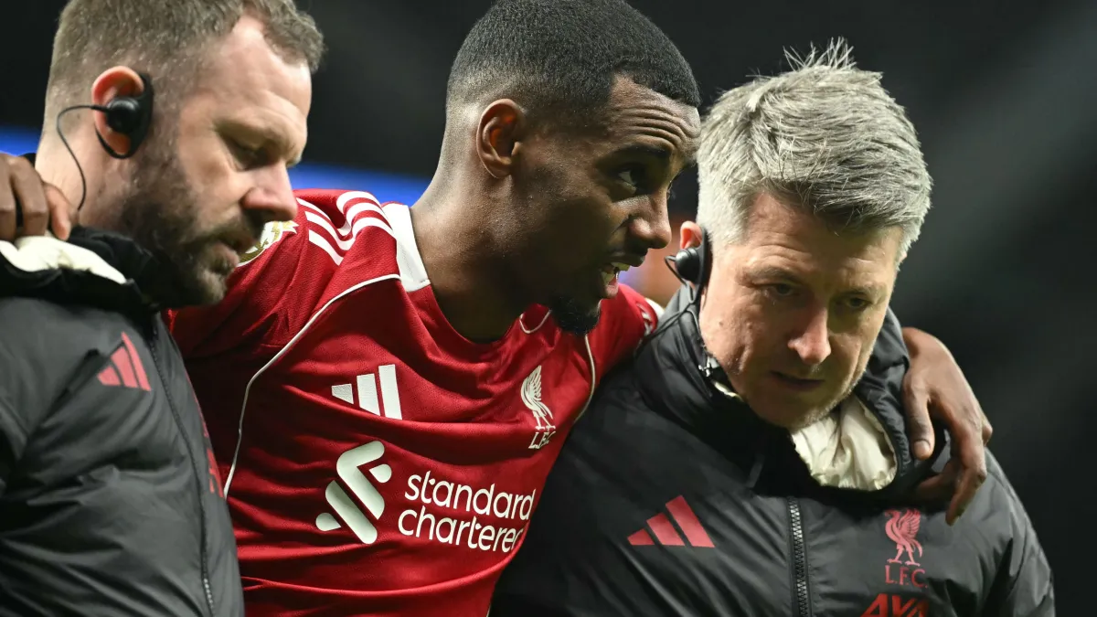 Arne Slot: Alexander Isak Berpotensi Kembali Akhir Maret Setelah Cedera