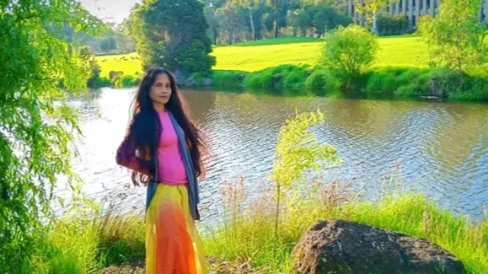 Rinrin Candraresmi: Pejuang Teater Bandung yang Tak Pernah Padam Semangatnya