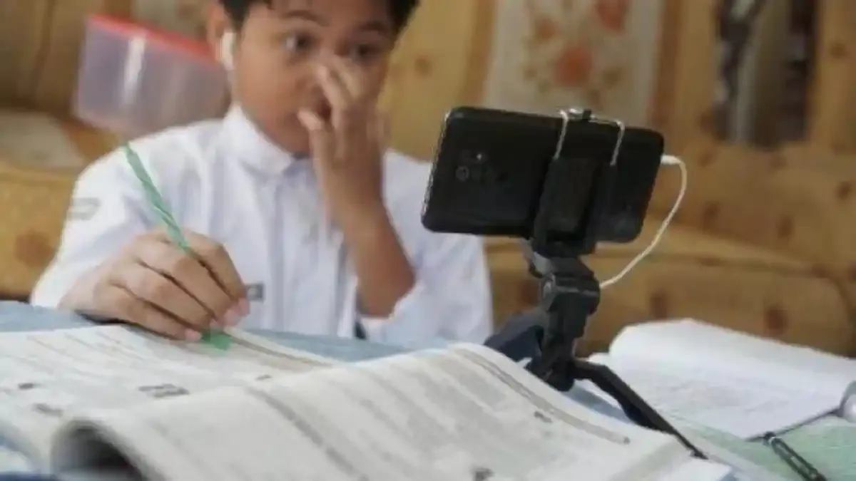 Kajian Pembelajaran Daring dan Keamanan Anak di Ruang Digital: Tantangan yang Dihadapi
