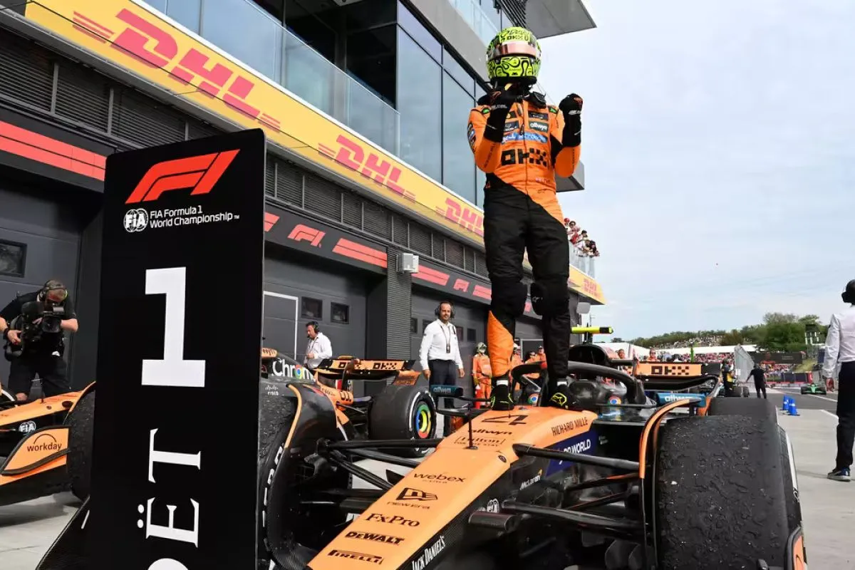 Lando Norris Kuasai Pole Position di GP Brasil 2025