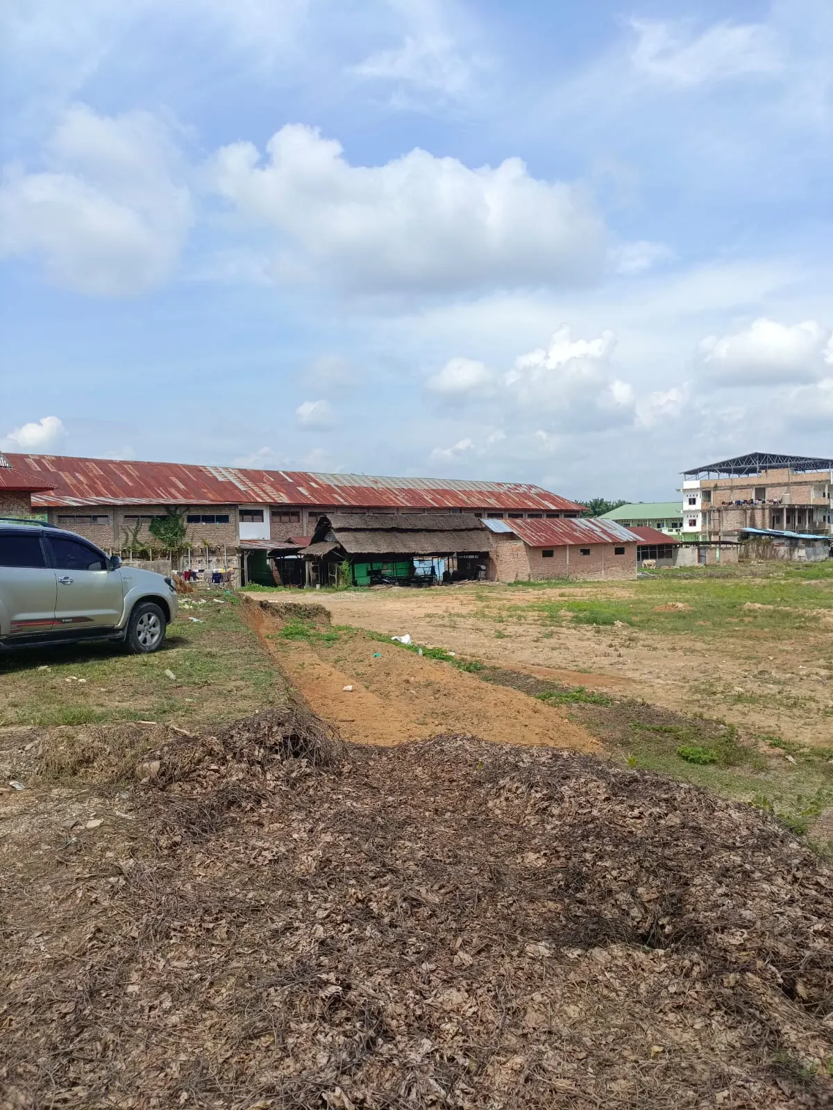 Yayasan Pesantren Darus Sholihin Absen dalam Sidang Sengketa Lahan