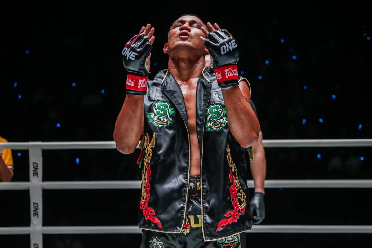 Seksan Raih Kemenangan Profesional Ke-200 di ONE Championship