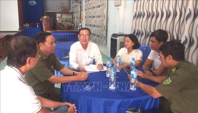 Dedikasi Sekretaris Partai Akar Rumput dalam Membangun Komunitas yang Sejahtera