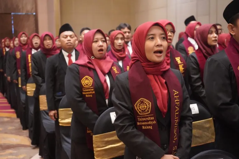 3.016 Mahasiswa PPG UMM Disumpah, Siap Tingkatkan Mutu Pendidikan Nasional