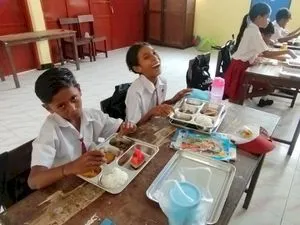 33.683 Warga Sikka Nikmati Program Makan Bergizi Gratis