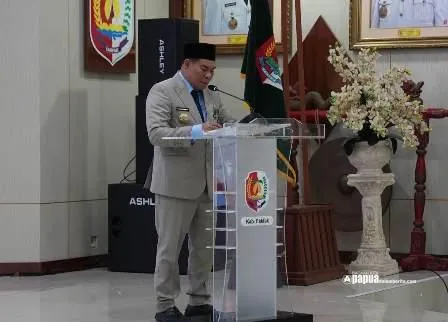 Bupati Fakfak Ingatkan Pejabat Baru untuk Tinggalkan Ego Sektoral