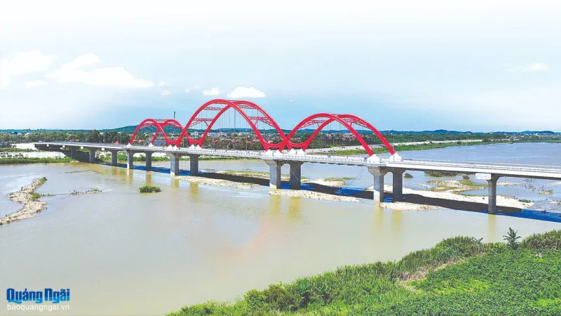Quang Ngai Percepat Pembangunan Infrastruktur Transportasi untuk Dukung Pertumbuhan Ekonomi
