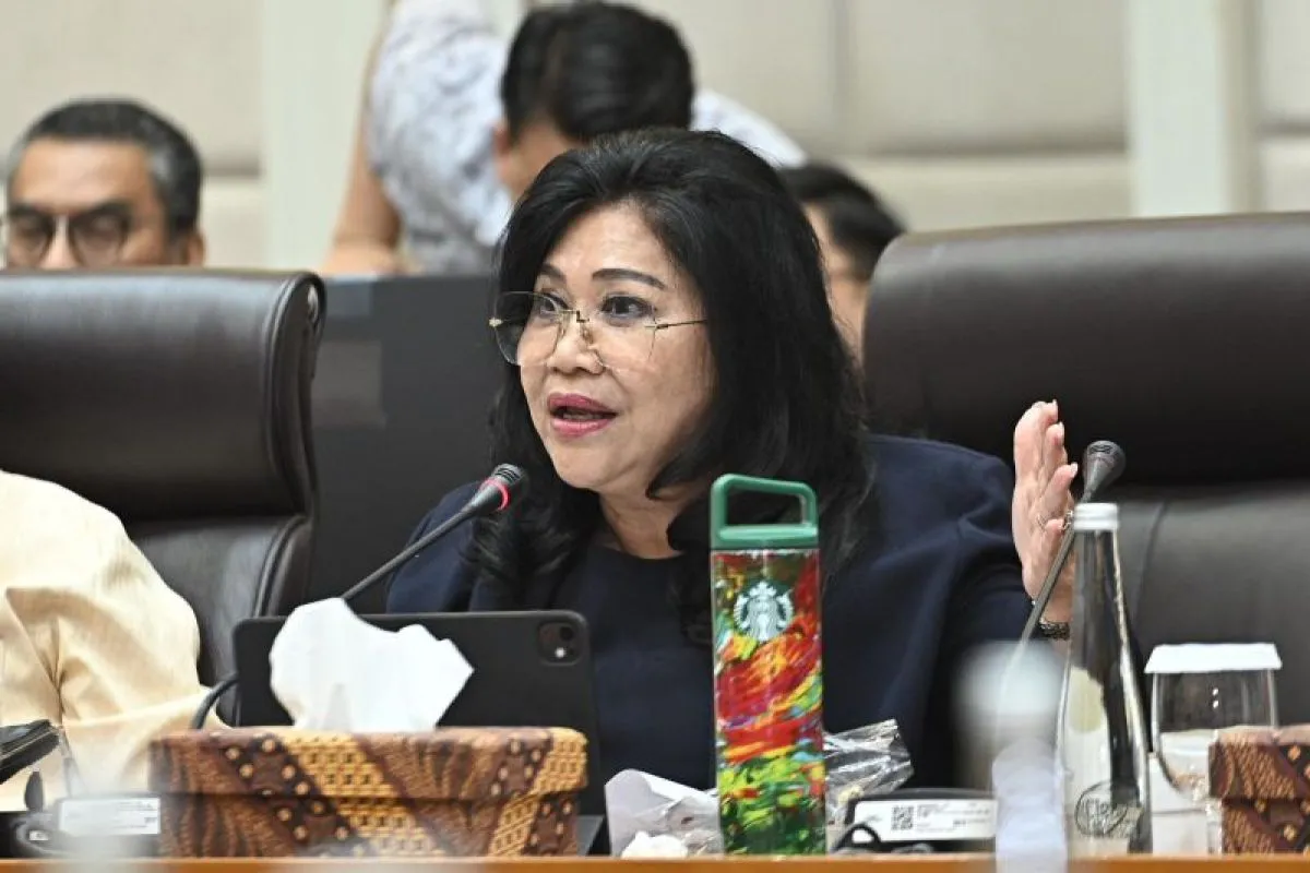 DPR Dorong Pengadaan Kendaraan Niaga Perkuat Industri Otomotif Nasional