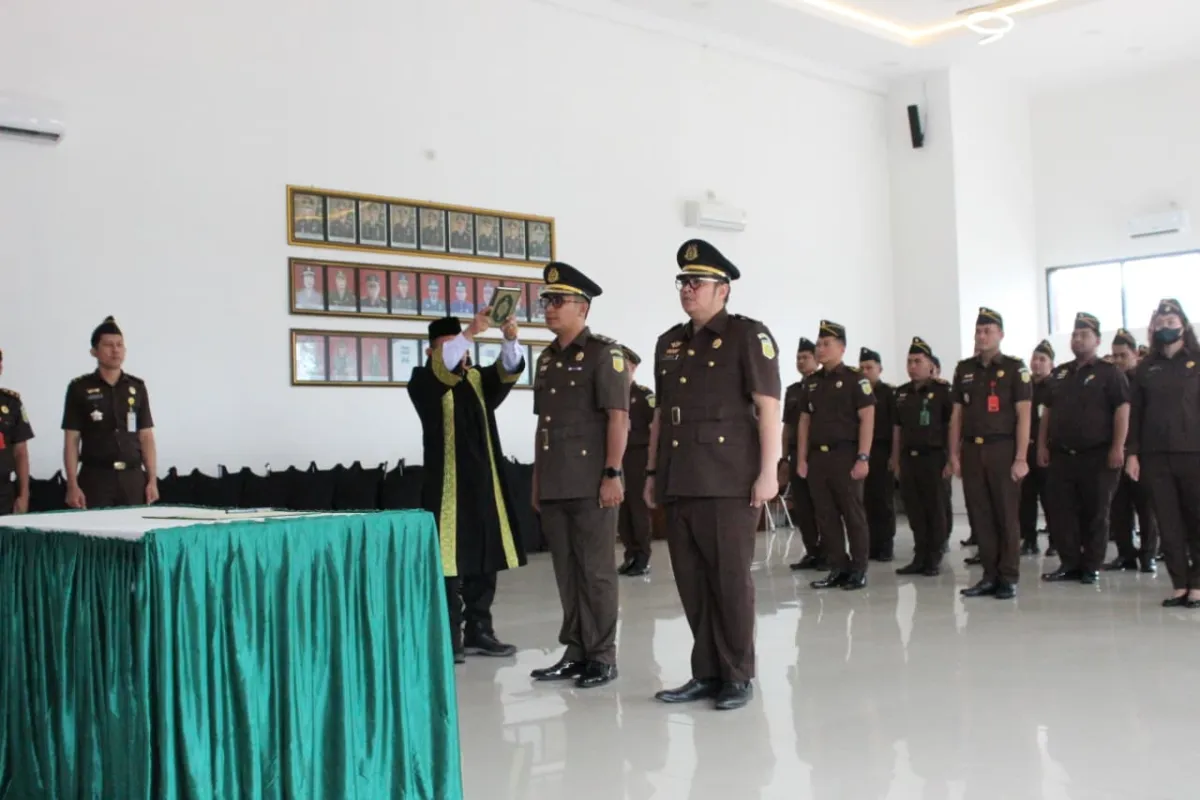 Kejari Lamteng Tegaskan Evaluasi Kinerja Jaksa Pidsus di Tahun 2026