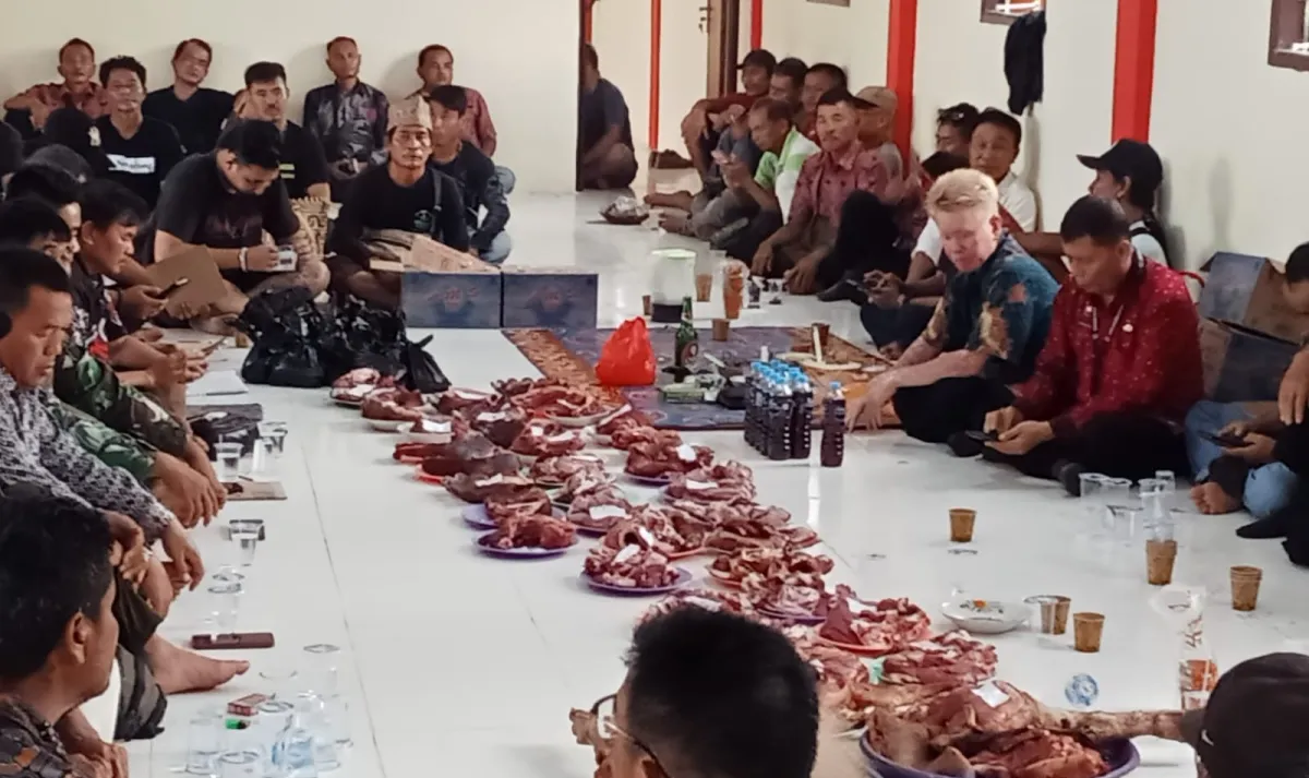 Dewan Adat Dayak Tayan Hulu Tegakkan Sanksi untuk Lindungi Marwah Adat